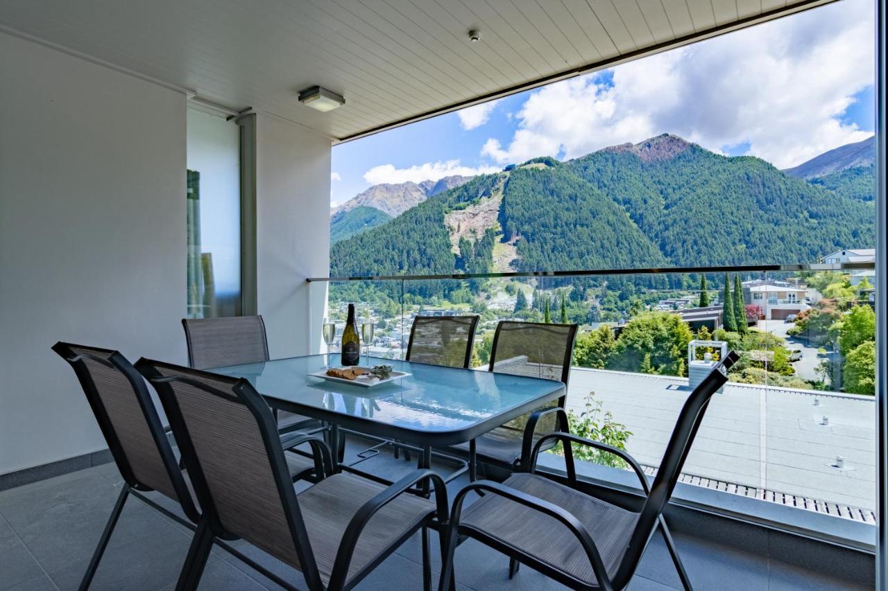 Stylish Haven Luxury Interiors In Prime Location Apartamento Queenstown Exterior foto