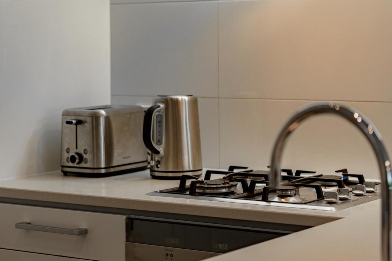 Stylish Haven Luxury Interiors In Prime Location Apartamento Queenstown Exterior foto
