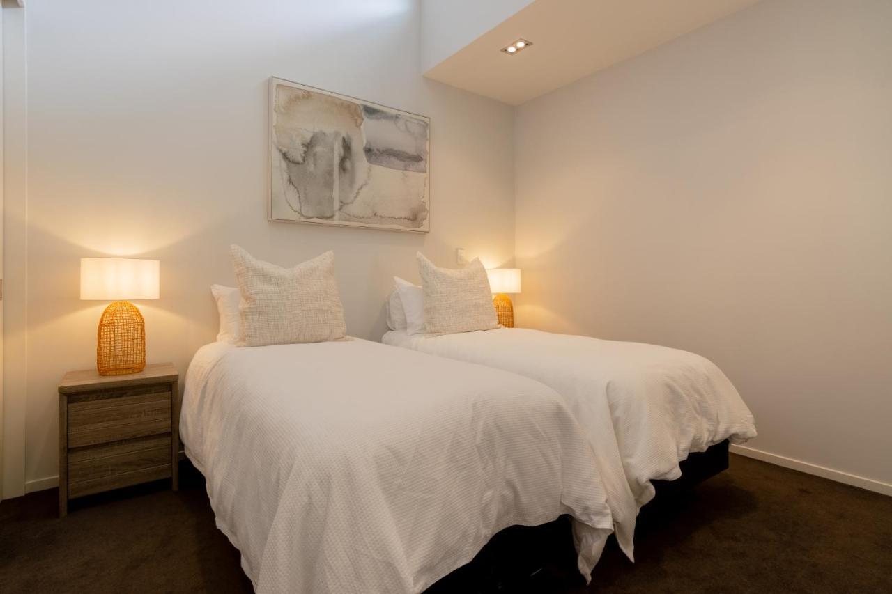 Stylish Haven Luxury Interiors In Prime Location Apartamento Queenstown Exterior foto